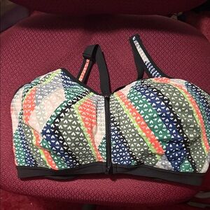 Victoria's Secret Multicolor Patterned Sports Bra